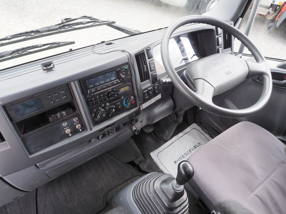 いすゞ フォワード 冷凍バン 中型 TKG-FRR90S2 年式 H25[写真20]