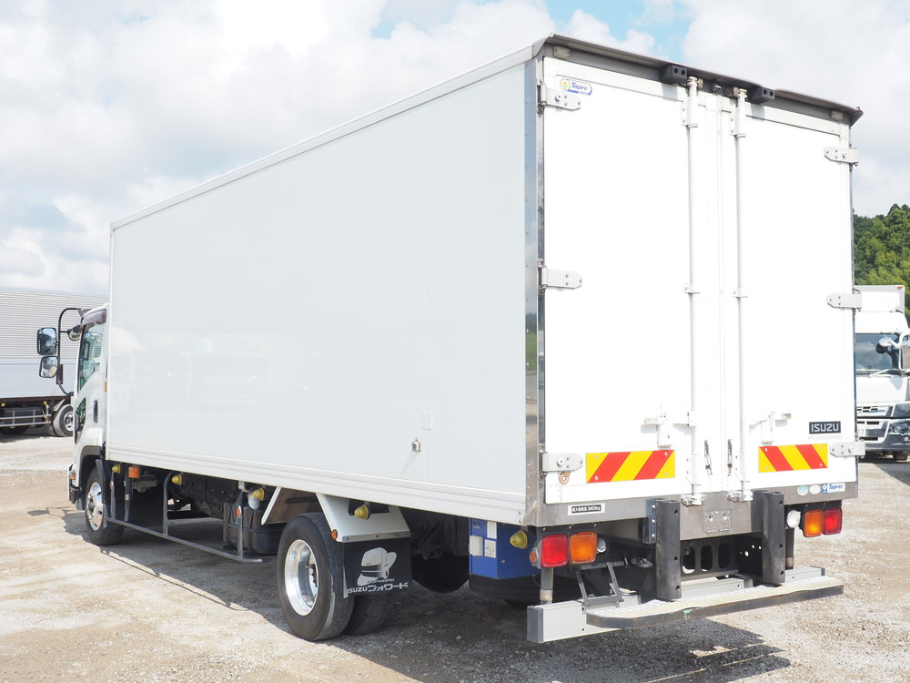 いすゞ フォワード 冷凍バン 中型 TKG-FRR90S2 年式 H25[写真06]