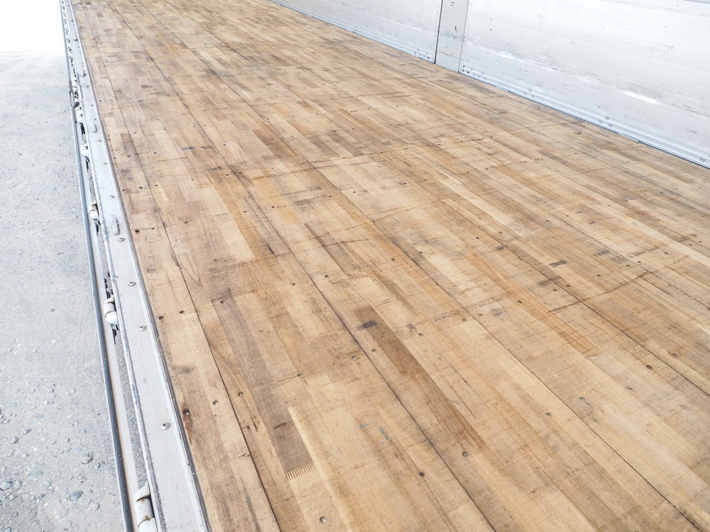 いすゞ ギガ ウイング車 大型 QPG-CYJ77B 年式 H28[写真20]