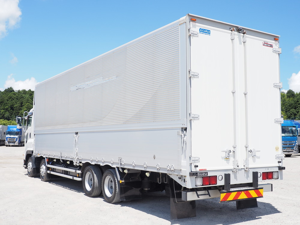 いすゞ ギガ ウイング車 大型 QPG-CYJ77B 年式 H28[写真07]