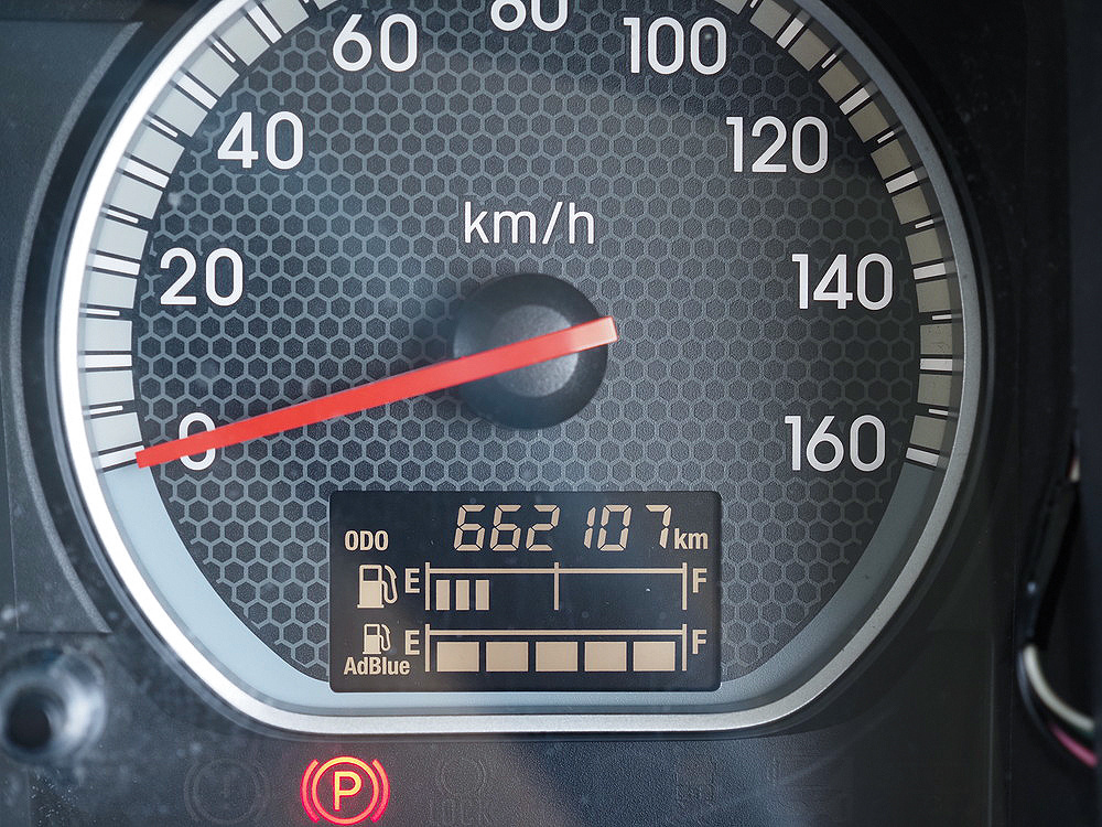 いすゞ フォワード ウイング車 中型 2RG-FRR90T2 年式 H30[写真36]