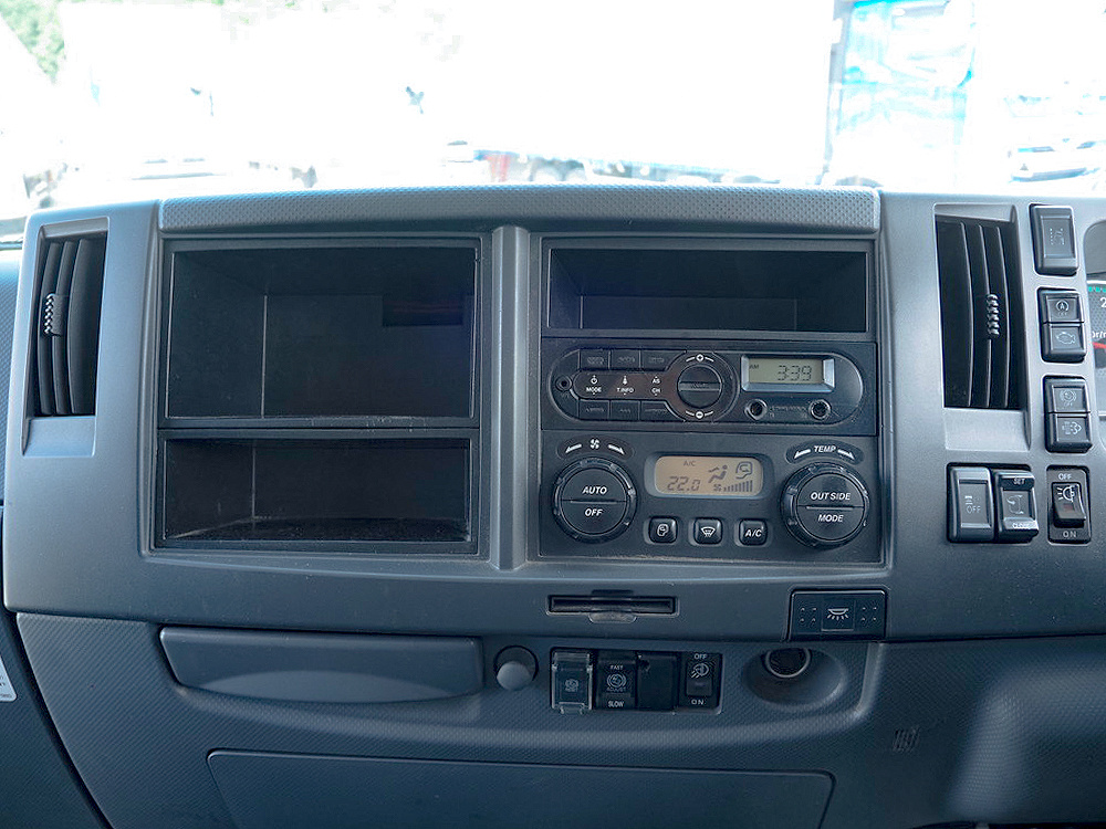 いすゞ フォワード ウイング車 中型 2RG-FRR90T2 年式 H30[写真30]