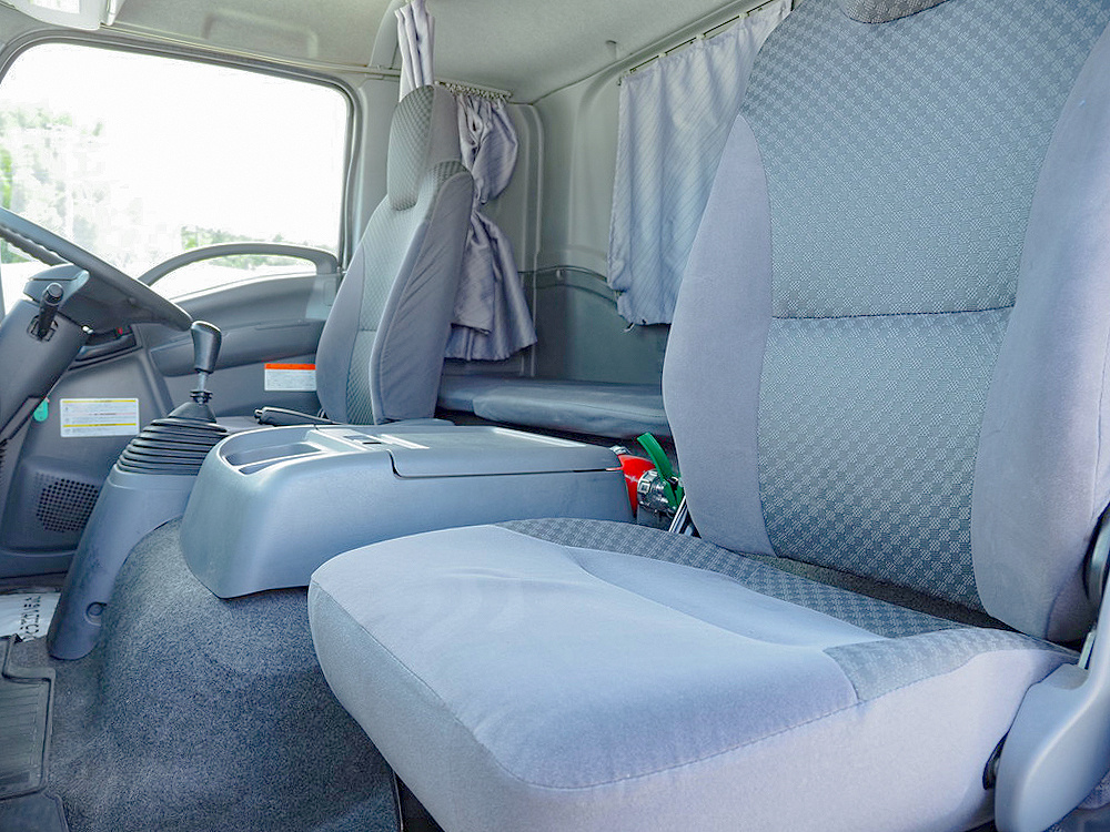 いすゞ フォワード ウイング車 中型 2RG-FRR90T2 年式 H30[写真35]