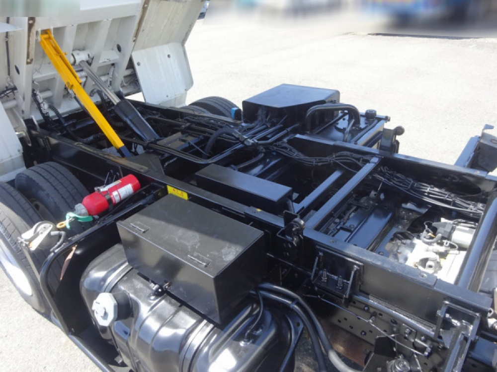 いすゞ エルフ パッカー 小型 TKG-NMR85AN 年式 H25[写真40]