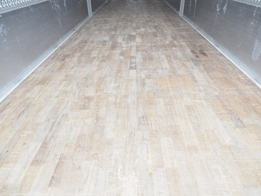 いすゞ ギガ ウイング車 大型 2PG-CYJ77C 年式 R1[写真26]