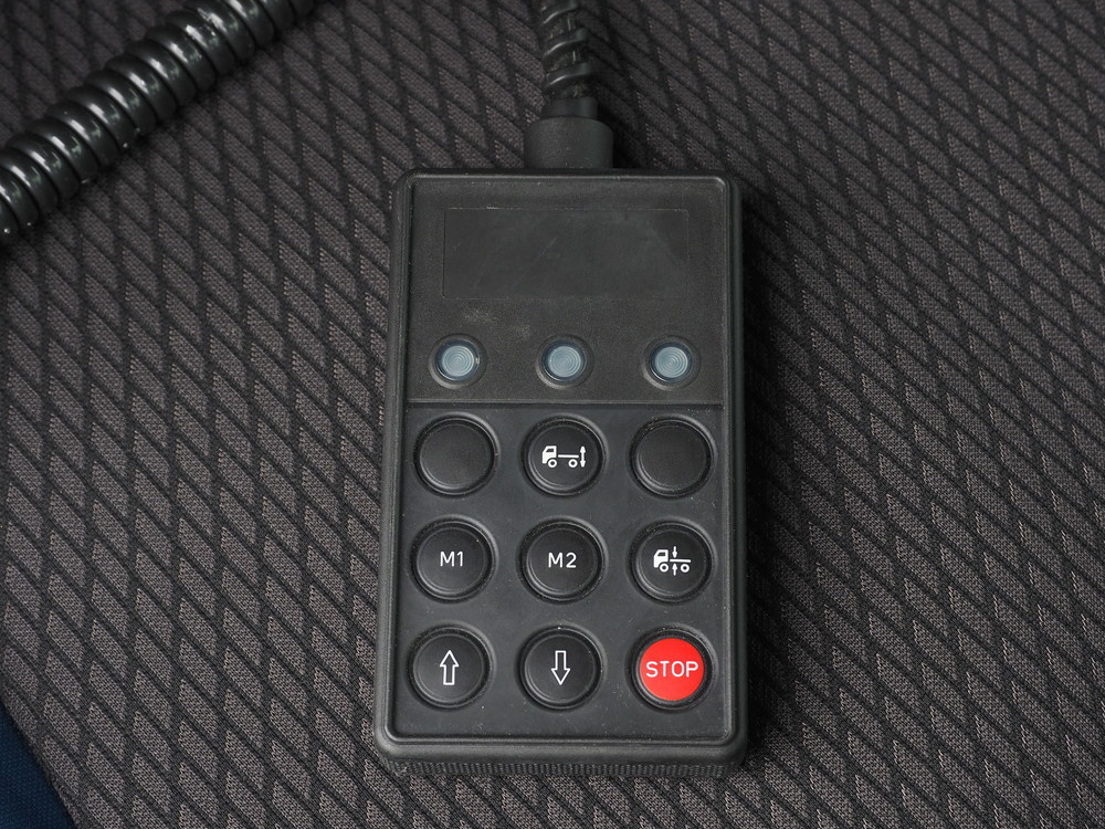 いすゞ ギガ ウイング車 大型 2PG-CYJ77C 年式 R1[写真34]