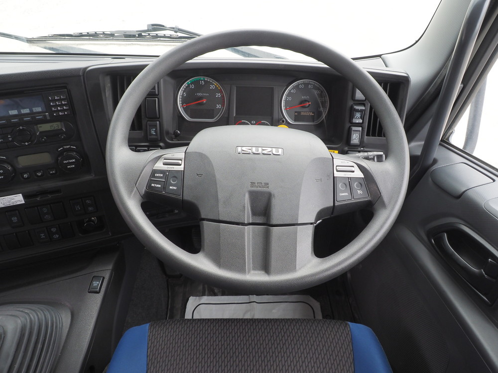 いすゞ ギガ ウイング車 大型 2PG-CYJ77C 年式 R1[写真29]