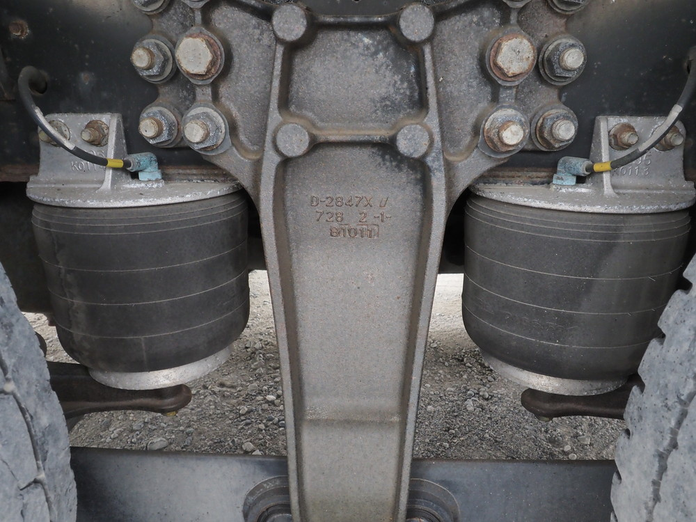 いすゞ ギガ ウイング車 大型 2PG-CYJ77C 年式 R1[写真38]