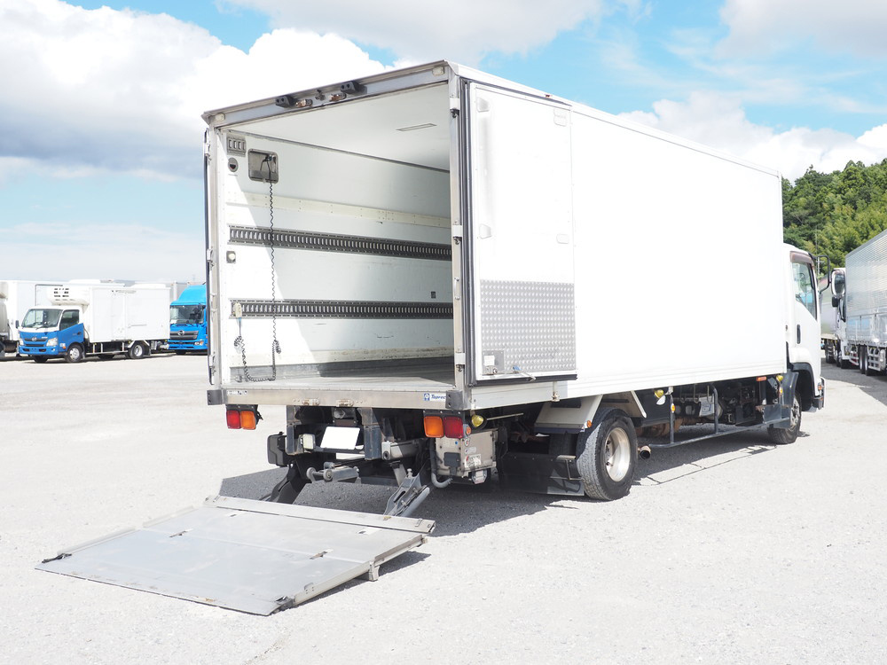 いすゞ フォワード 冷凍バン 中型 TKG-FRR90S2 年式 H24[写真19]