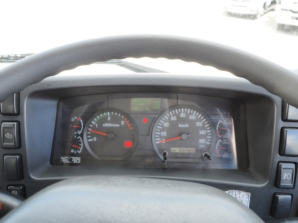 いすゞ フォワード 冷凍バン 中型 TKG-FRR90S2 年式 H24[写真31]