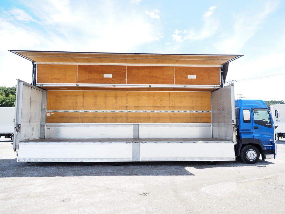 いすゞ ギガ ウイング車 大型 QKG-CYJ77A 年式 H27[写真10]