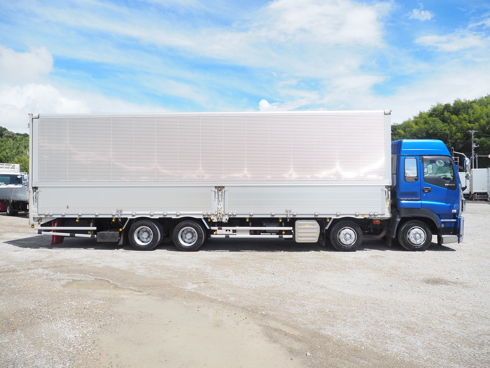 いすゞ ギガ ウイング車 大型 QKG-CYJ77A 年式 H27[写真08]