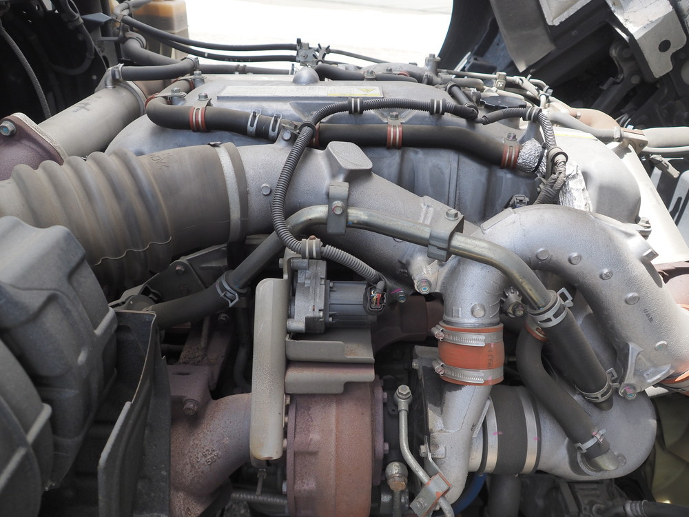 いすゞ ギガ ウイング車 大型 QKG-CYJ77A 年式 H27[写真43]