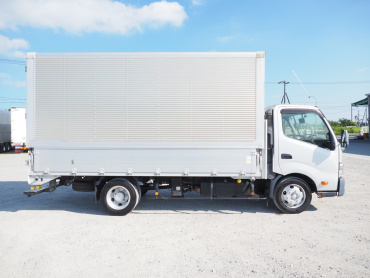 トヨタ トヨエース ウイング車 小型 TKG-XZU710 年式 H28[写真08]