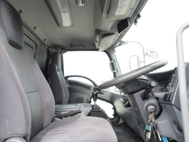 いすゞ フォワード 冷凍バン 中型 TKG-FRR90S2 年式 H25 [写真18]