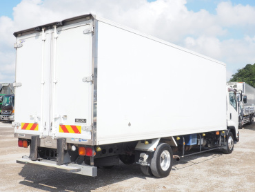 いすゞ フォワード 冷凍バン 中型 TKG-FRR90S2 年式 H25 [写真04]