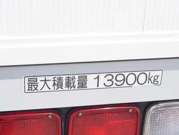 いすゞ ギガ ウイング車 大型 QPG-CYJ77B 年式 H28 [写真25]