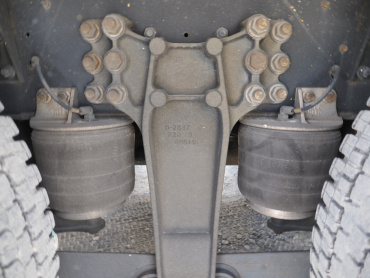 いすゞ ギガ ウイング車 大型 QPG-CYJ77B 年式 H28 [写真34]