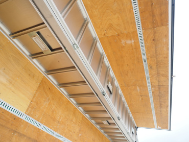 いすゞ ギガ ウイング車 大型 2PG-CYJ77C 年式 R1 [写真21]