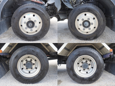 いすゞ フォワード 冷凍バン 中型 TKG-FRR90S2 年式 H24 [写真33]