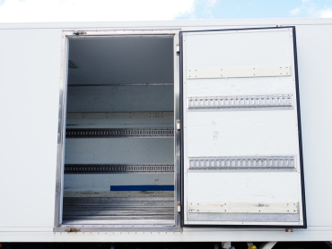 いすゞ フォワード 冷凍バン 中型 TKG-FRR90S2 年式 H24 [写真13]