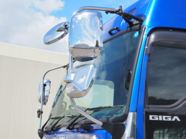 いすゞ ギガ ウイング車 大型 QKG-CYJ77A 年式 H27 [写真06]