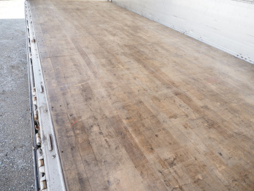 いすゞ ギガ ウイング車 大型 QKG-CYJ77A 年式 H27 [写真22]