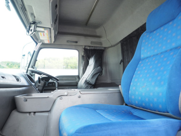 いすゞ ギガ ウイング車 大型 QKG-CYJ77A 年式 H27 [写真36]