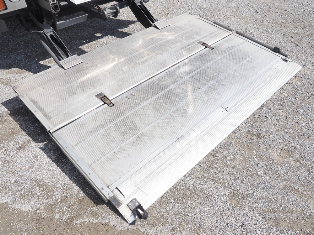 いすゞ ギガ 冷凍バン 大型 2KG-CYY77CY 年式 H30[写真22]