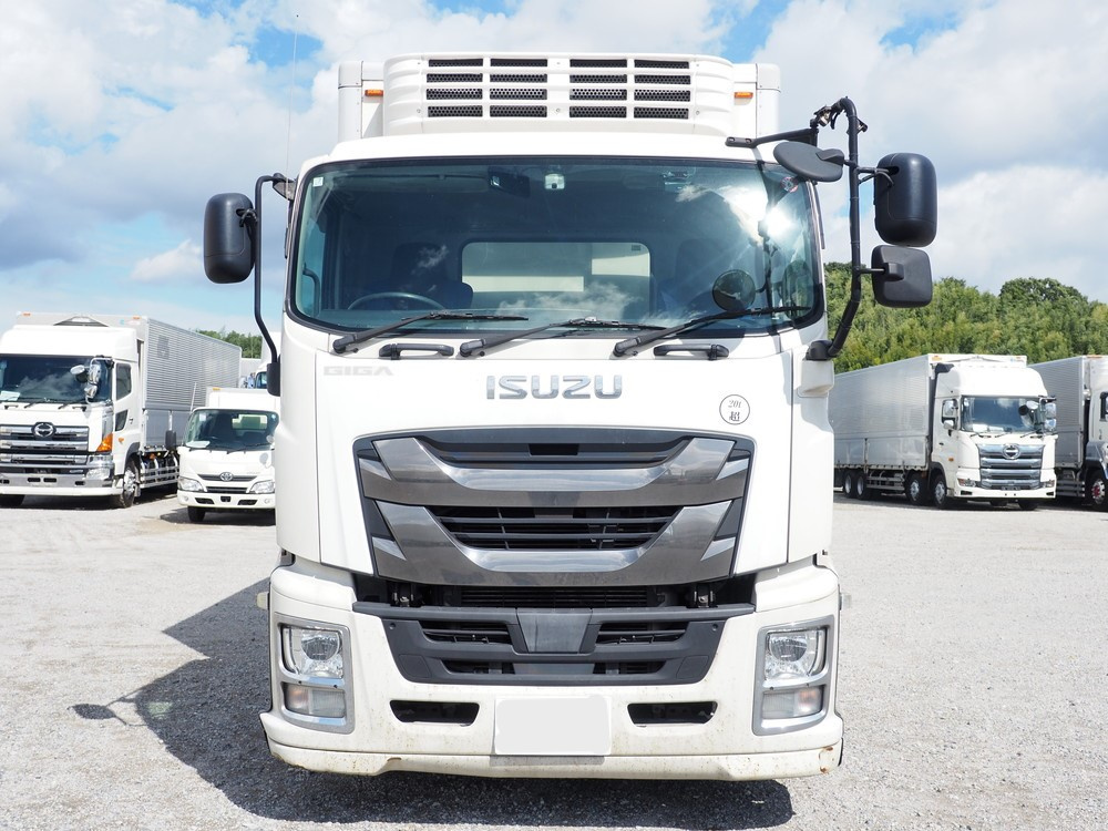 いすゞ ギガ 冷凍バン 大型 2KG-CYY77CY 年式 H30[写真02]