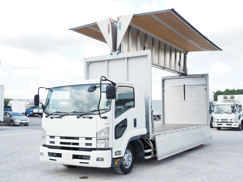 いすゞ フォワード ウイング車 中型 TKG-FRR90T2 年式 H26[写真02]