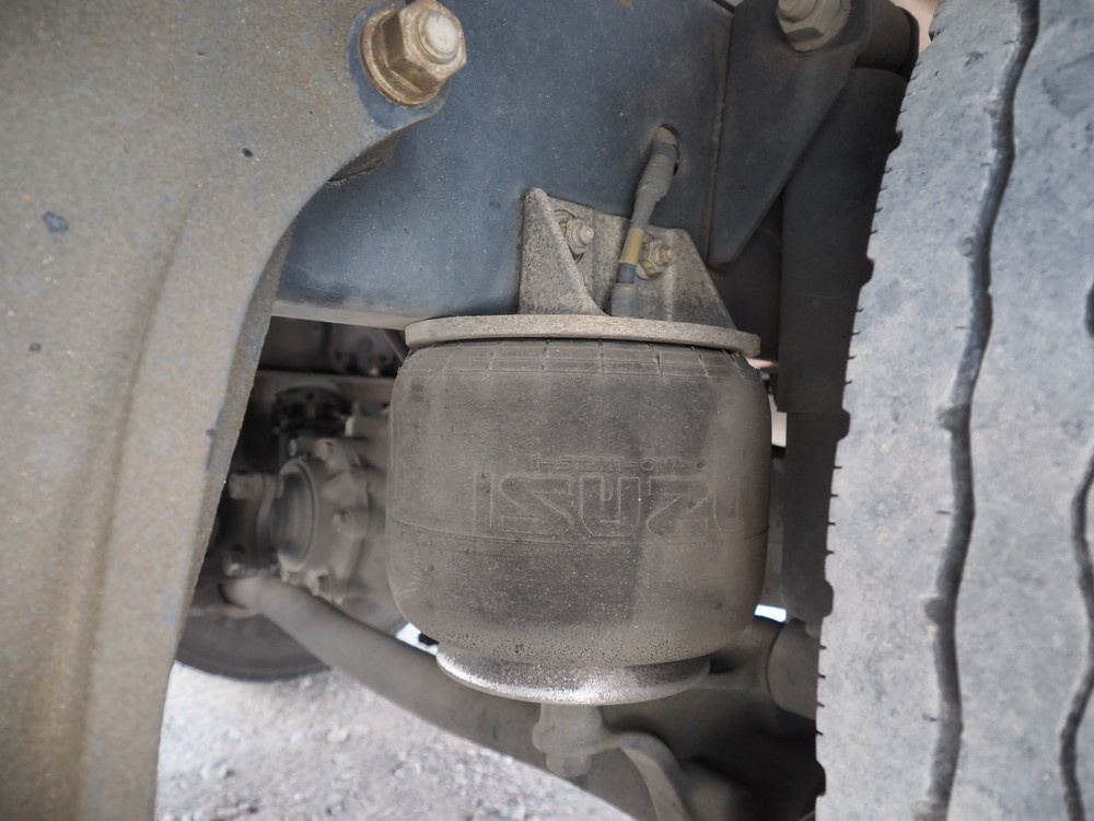 いすゞ フォワード ウイング車 中型 TKG-FRR90T2 年式 H26[写真37]