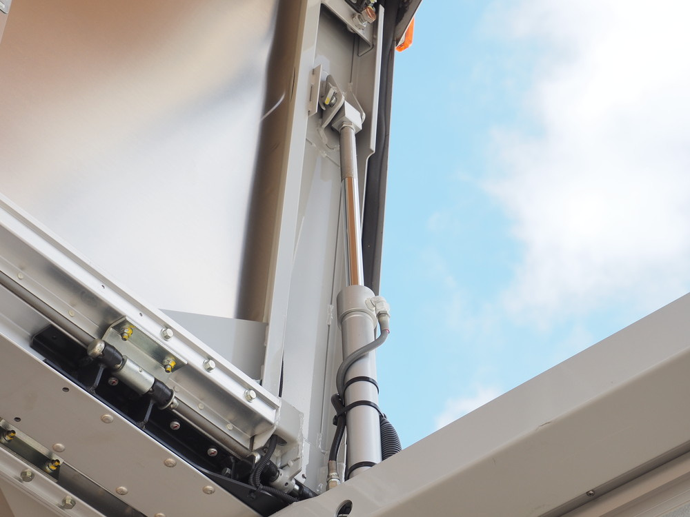 いすゞ フォワード ウイング車 中型 2RG-FRR90T2 年式 R1[写真18]