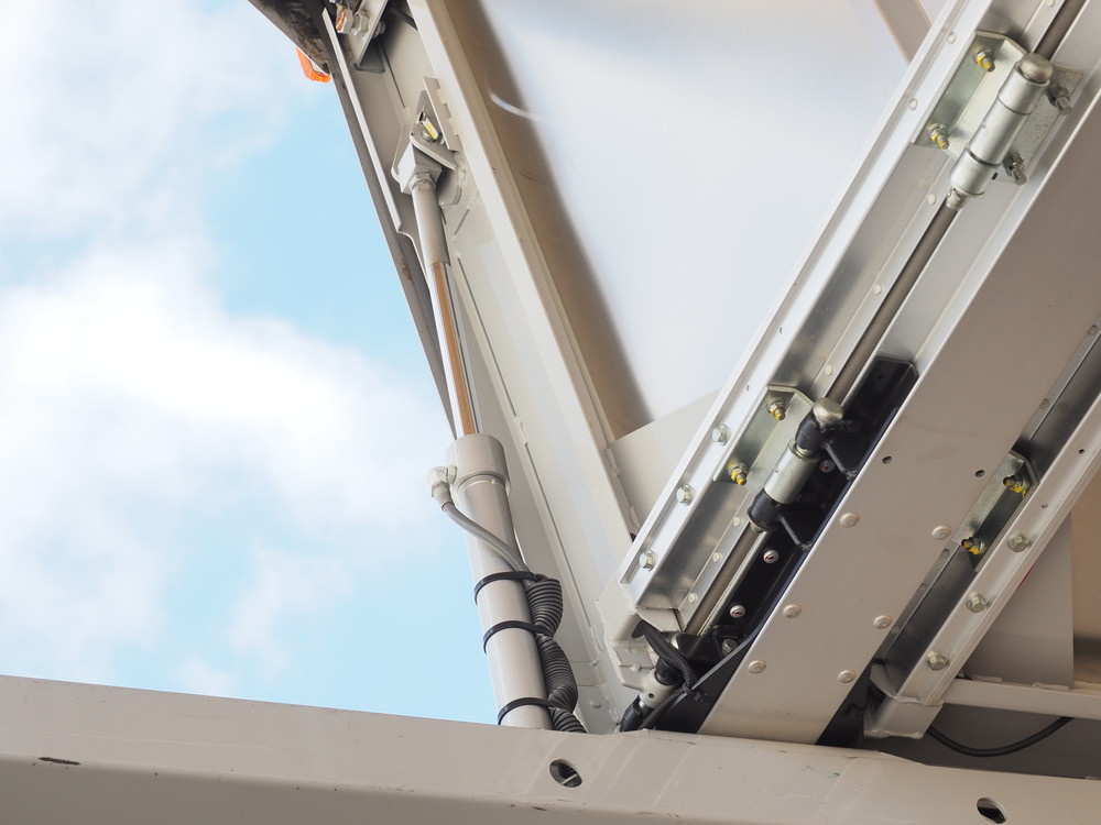 いすゞ フォワード ウイング車 中型 2RG-FRR90T2 年式 R1[写真13]