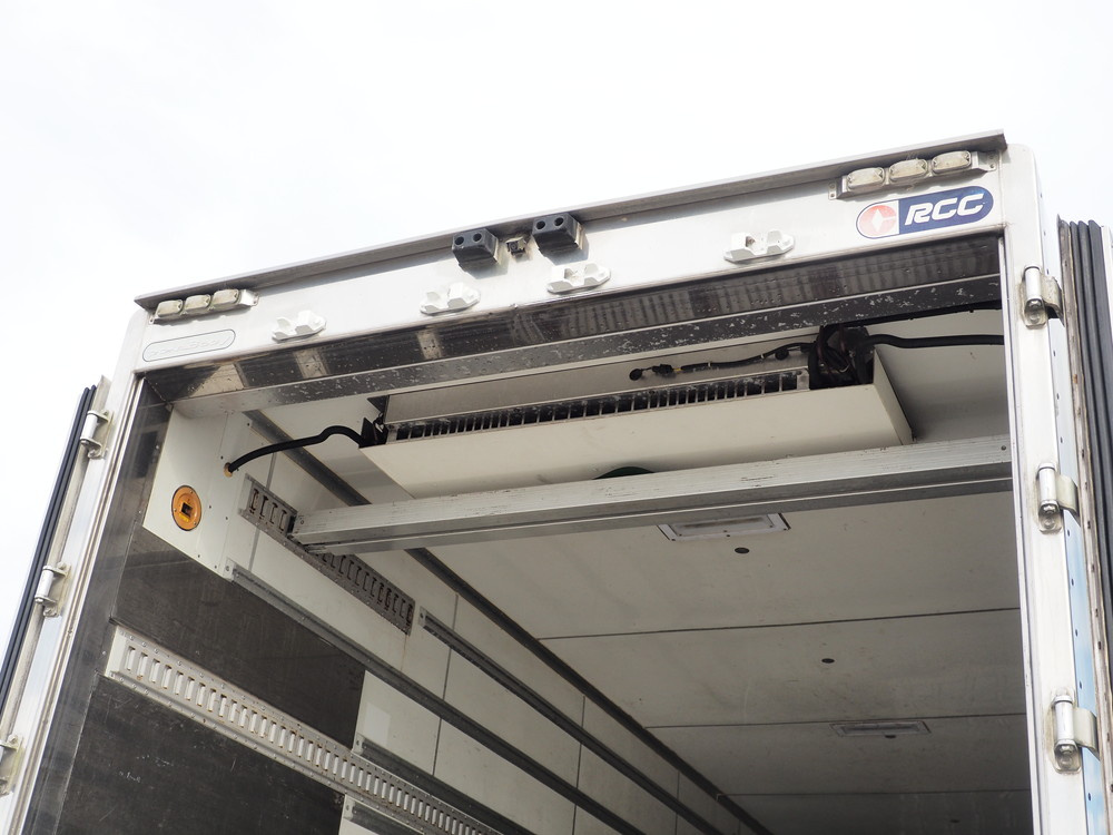 UDトラックス クオン 冷凍バン 大型 PKG-CD4ZA 年式 H21[写真16]