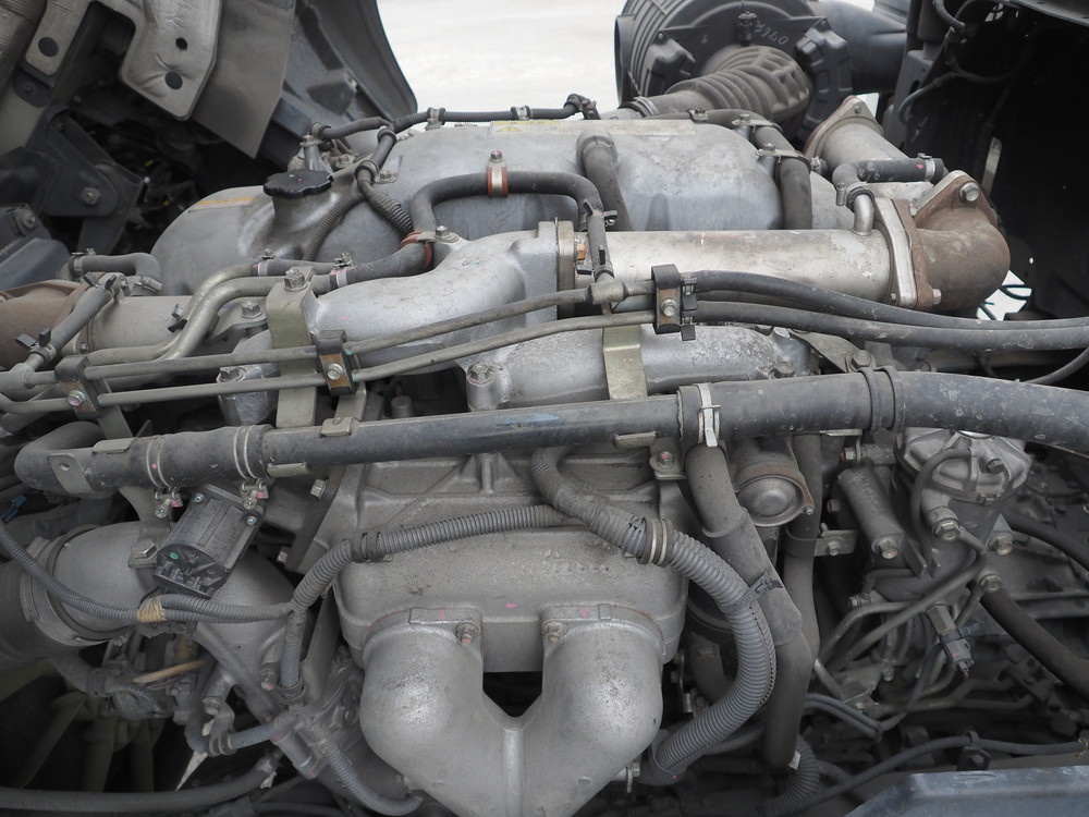 いすゞ ギガ ウイング車 大型 QKG-CYJ77A 年式 H24[写真42]