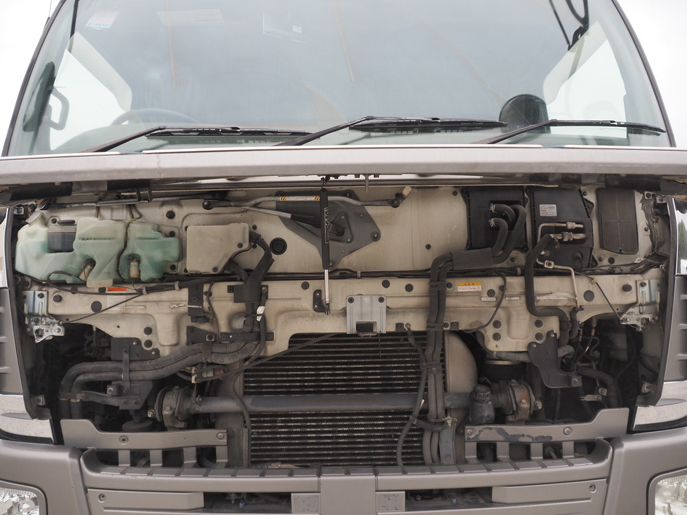 いすゞ ギガ ウイング車 大型 QKG-CYJ77A 年式 H24[写真40]