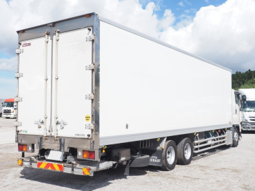 いすゞ ギガ 冷凍バン 大型 2KG-CYY77CY 年式 H30 [写真04]