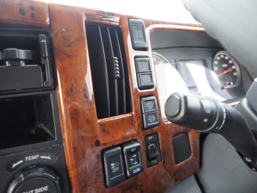 いすゞ フォワード ウイング車 中型 2RG-FRR90T2 年式 R1 [写真37]