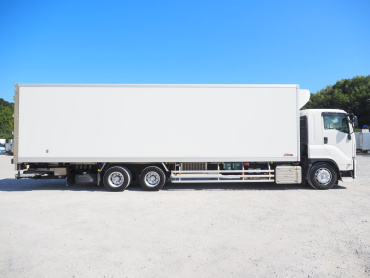 いすゞ ギガ 冷凍バン 大型 2KG-CYY77CY 年式 H30[写真07]