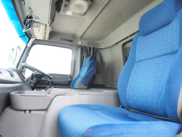 いすゞ ギガ ウイング車 大型 QKG-CYJ77A 年式 H28[写真41]