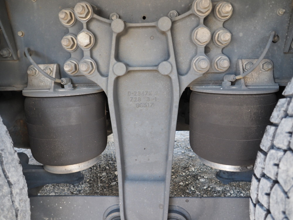 いすゞ ギガ ウイング車 大型 2PG-CYJ77C 年式 H30[写真42]