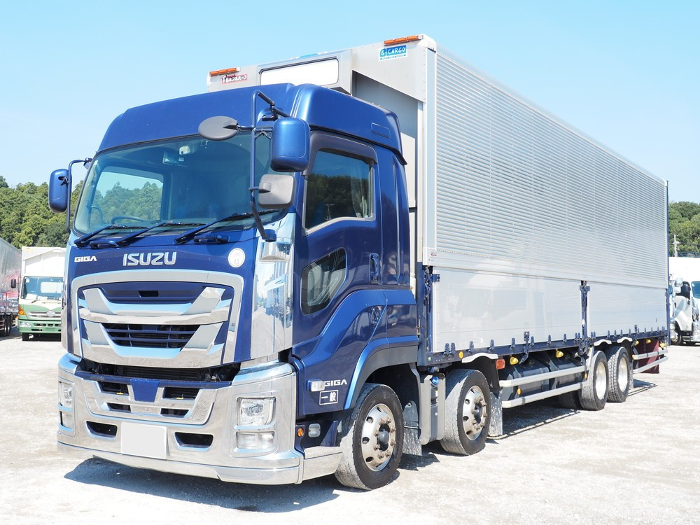 いすゞ ギガ ウイング車 大型 2PG-CYJ77C 年式 H30[写真01]