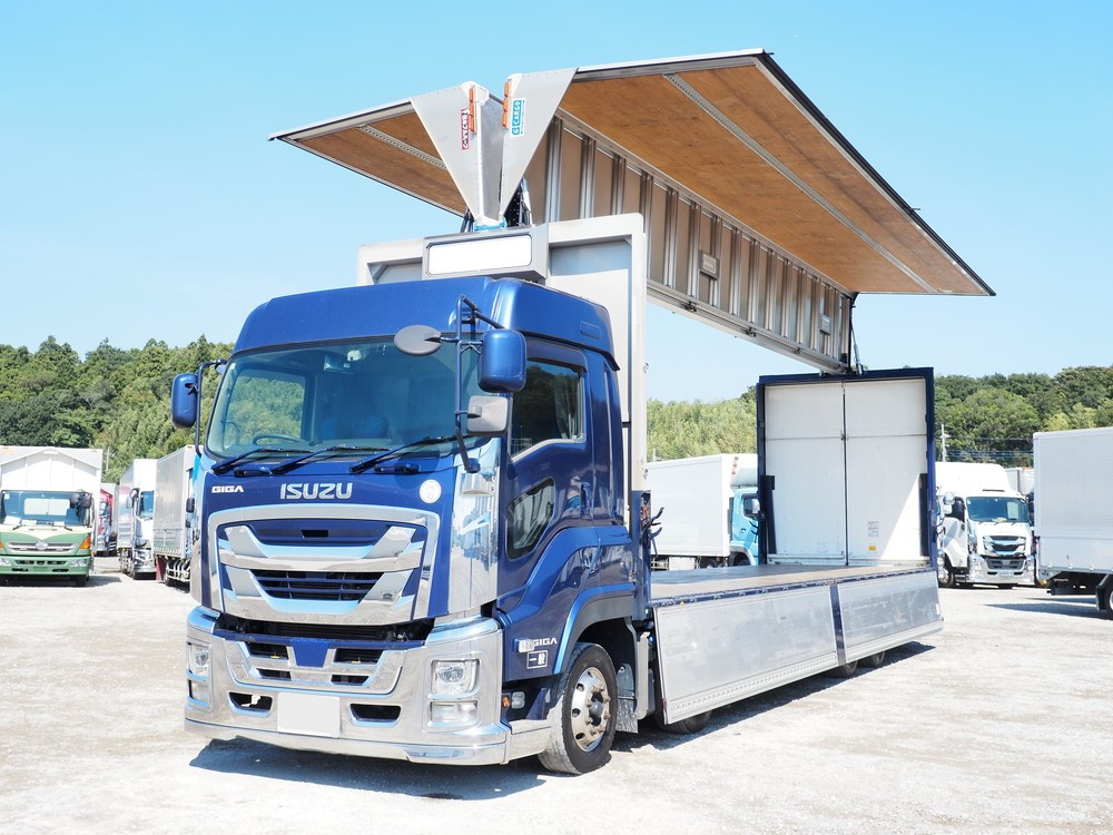 いすゞ ギガ ウイング車 大型 2PG-CYJ77C 年式 H30[写真03]