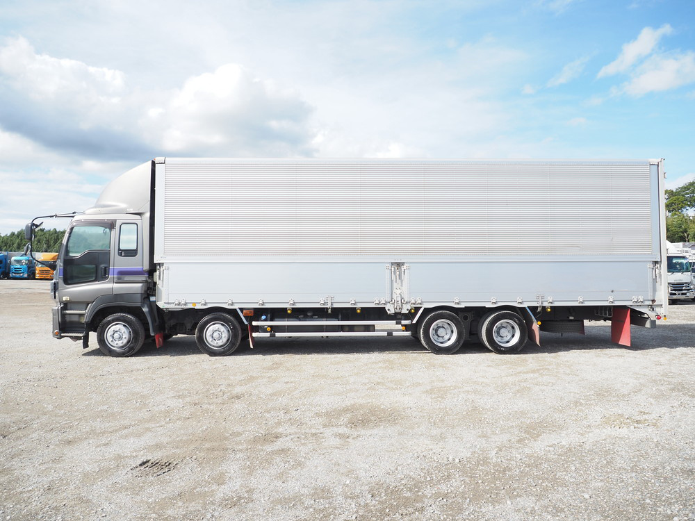 いすゞ ギガ ウイング車 大型 QKG-CYJ77A 年式 H24[写真11]