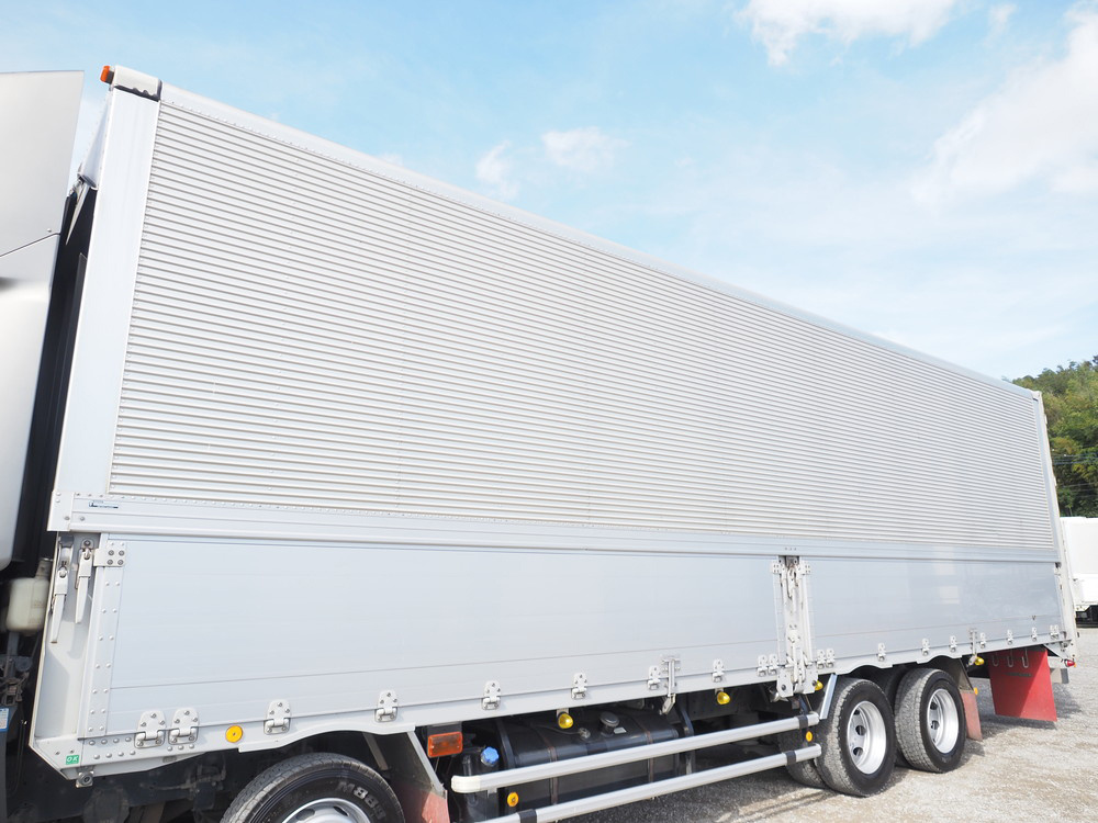 いすゞ ギガ ウイング車 大型 QKG-CYJ77A 年式 H24[写真12]