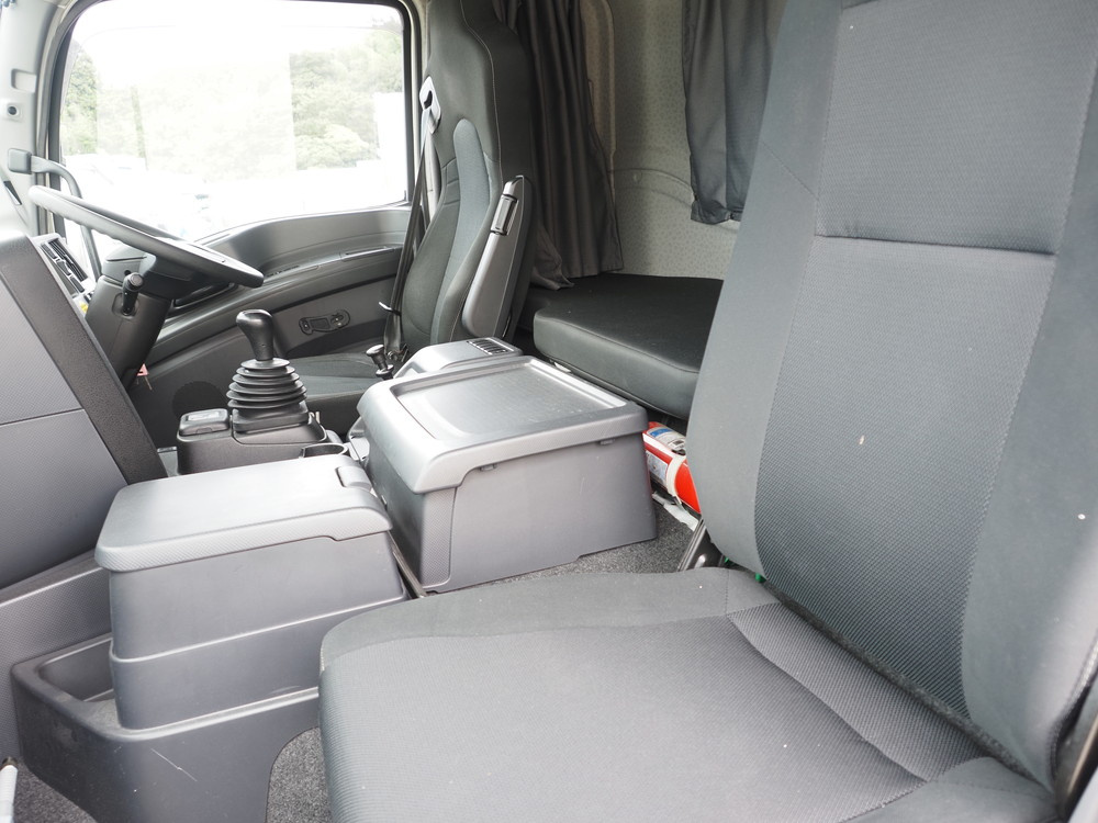 いすゞ ギガ ウイング車 大型 2PG-CYL77C 年式 R2[写真44]