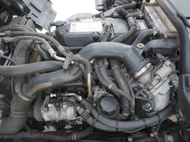 いすゞ フォワード 冷凍バン 中型 TKG-FRR90S2 年式 H28[写真36]