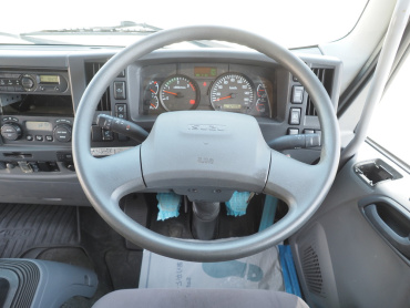 いすゞ フォワード 冷凍バン 中型 TKG-FRR90S2 年式 H28[写真23]