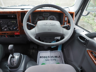 いすゞ エルフ 平ボディ 小型 TRG-NLR85AR 年式 H29[写真25]